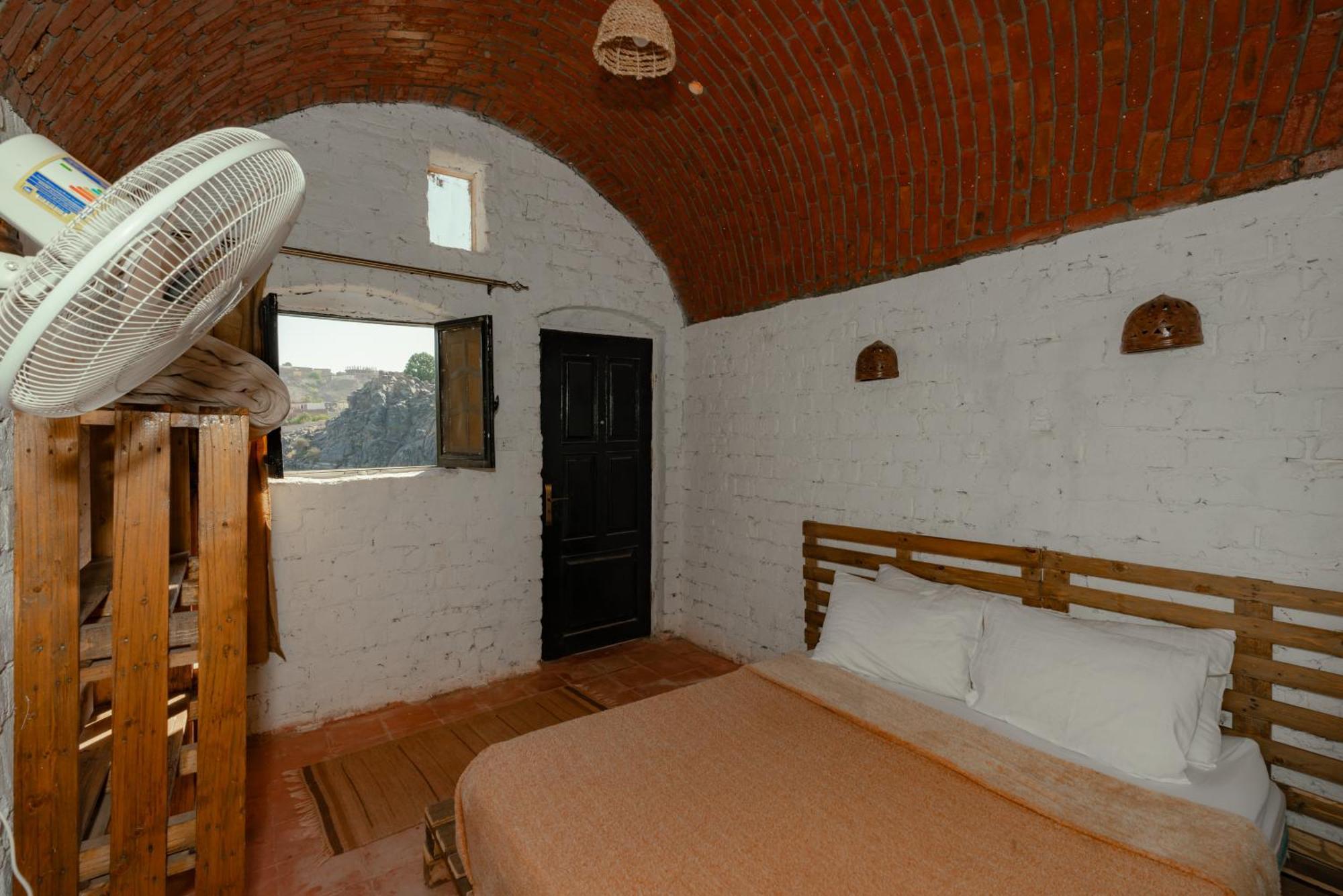 Krouma Camp & Ecolodge アスワン エクステリア 写真